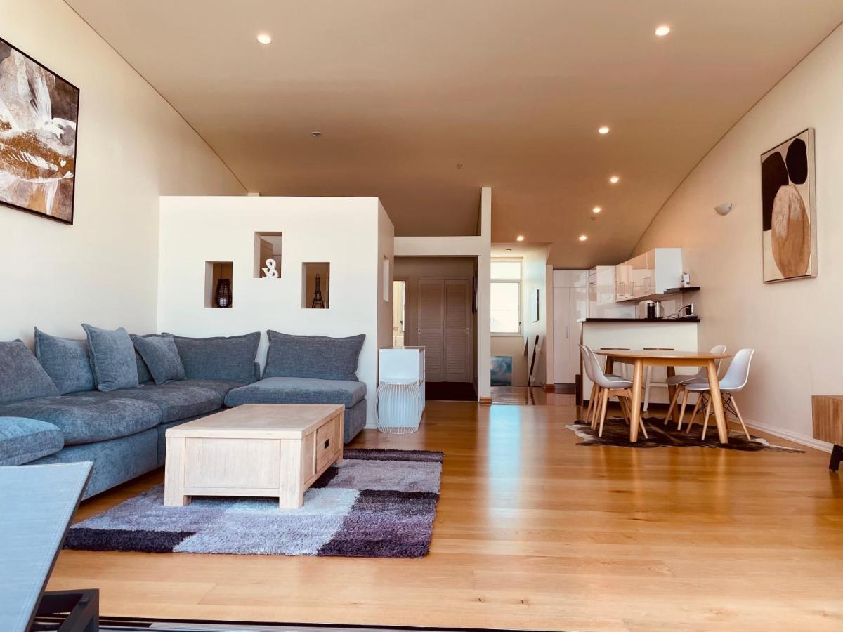 Waterfront Penthouse: Harbor View in Auckland's Heart Apartment Exterior photo