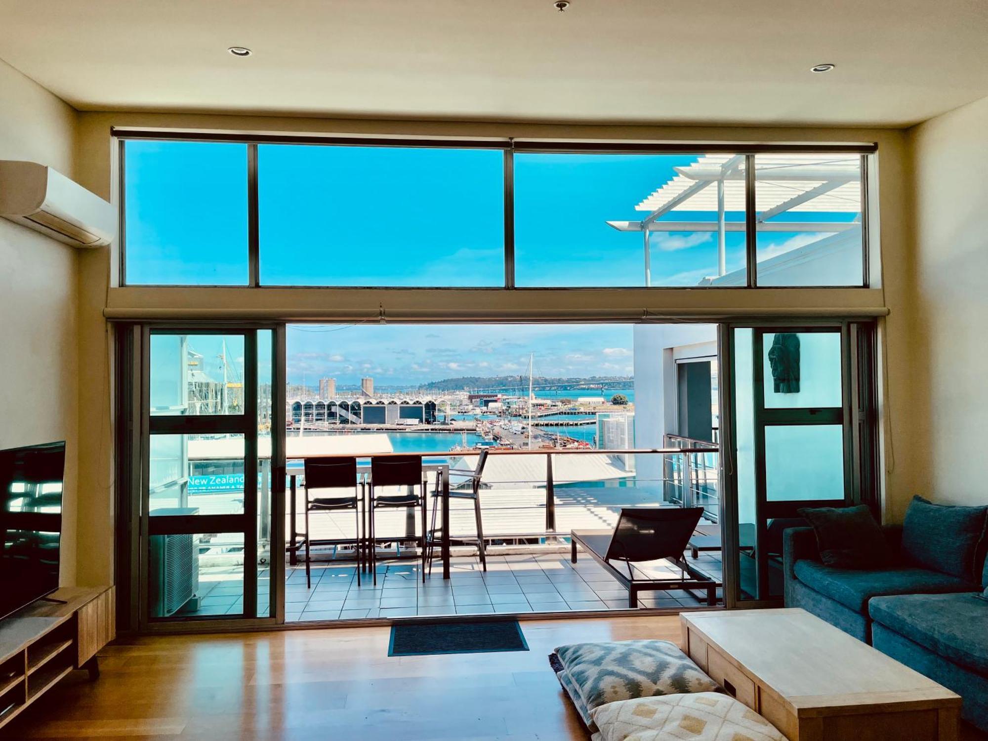 Waterfront Penthouse: Harbor View in Auckland's Heart Apartment Exterior photo